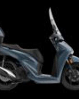 HONDA SH 125 con Smart Top Box, parabrezza e par