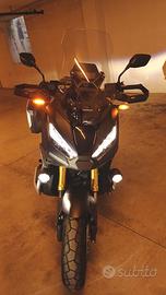 Honda X-ADV 750 travel edition