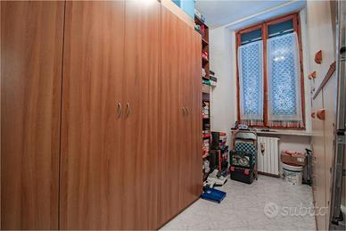 Armadio 6 ante colore ciliegio