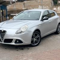 Alfa romeo Giulietta 1.6 105 cv neopatentati