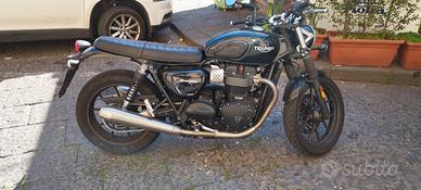 Triumph Street Twin 900