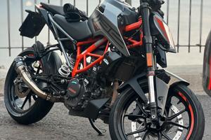 KTM 125 Duke - Anno 2022