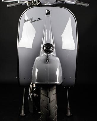 Vespa Custom - Base Vespa PX 125 senza frecce.