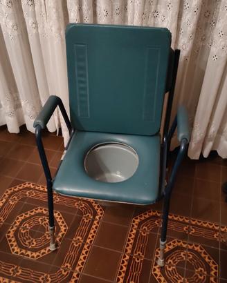 Sedia WC per anziani e disabili regolabile