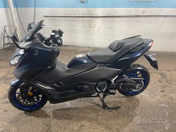 Tmax 560