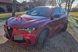 2.9 V6 Quadrifoglio Q4 520cv auto - AKRAPOVIC 