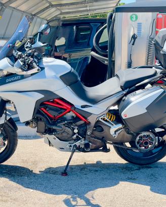 Ducati Multistrada 1200 S DVT pack touring + acc.