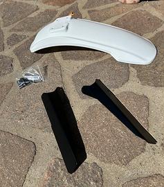 Parafango alto e protezione forcella Caballero 700