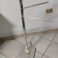 Porta asciugamani e porta rotolo