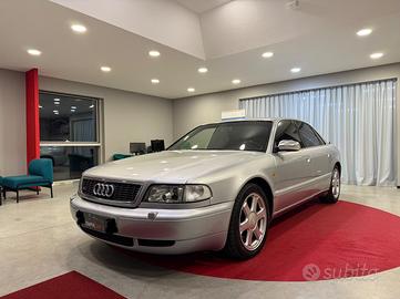 Audi A8 S8 4.2 V8 QUATTRO 340CV PRIMA SERIE