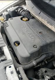 Chrysler voyager 2004 - 2.5l