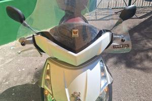 Peugeot Geopolis 300 RS Sport