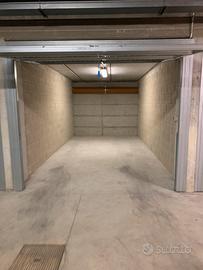 Box auto garage