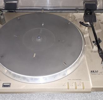 Lettore dischi vinile Akai AP-Q41