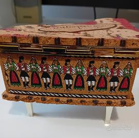 Artigianato sardo in sughero 