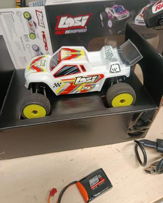 Micro modello elettrico. Losi 1/28