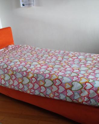 Letto con contenitore