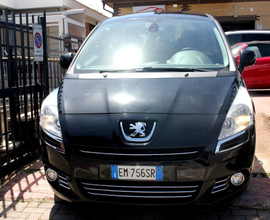 Peugeot 5008 1.6 HDi 112 CV automatica