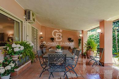 Villa bifamiliare - Roma