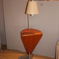 Tavolino con lampada in ciliegio