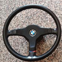volante BMW 320 is E30
