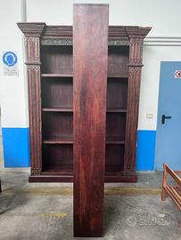 Libreria Verticale in Legno Massello con Ripiani