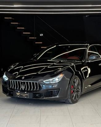 Maserati Ghibli 3.0 250 CV RIBELLE (1/200)