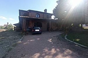 Villa a Monticelli Pavese, 4 locali