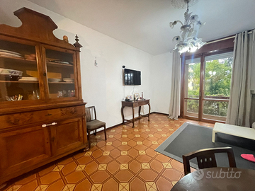 Vicino al mare, ampi spazi e doppio garage