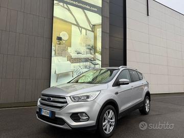 Ford Kuga 1.5 TDCI 120 CV S&S 2WD ST-Line Business