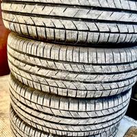 Gomme 215-65-17 estive 80%