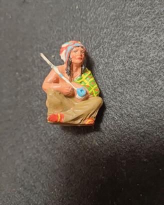 Soldatino Elastolin, capo indiano con pipa.