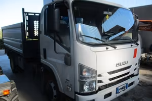 Isuzu P75