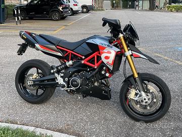 Aprilia Dorsoduro 900