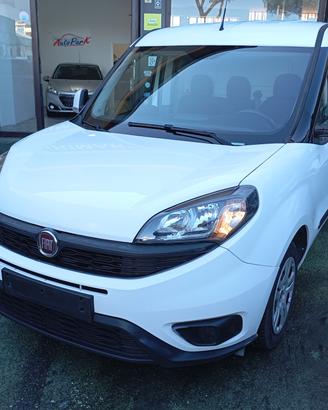 Fiat Doblò Cargo 1.6 Mjet 105CV Lounge 3 Posti