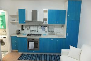 Lampedusa piano terra centro paese