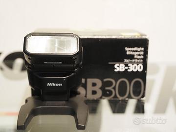 NIKON FLASH SB 300