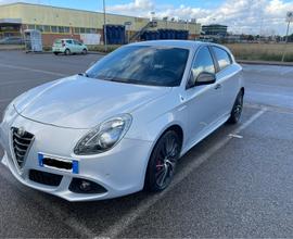 Alfa Romeo Giulietta 1750 Quadrifoglio Verde