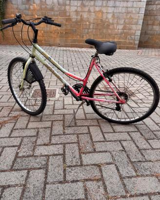 Bicicletta Atala da donna (da sistemare)