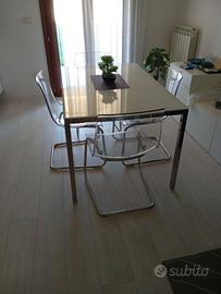 Tavolo con Sedie