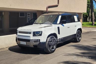 LAND ROVER Defender 110 3.0D I6 300 CV AWD Auto X-