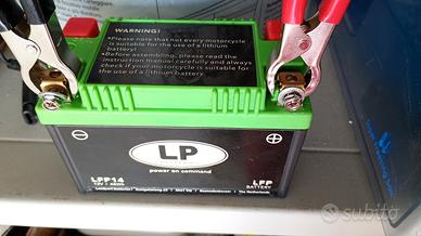 Batteria e caricabatterie 
