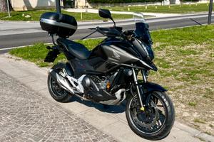 HONDA NC 750 X DCT