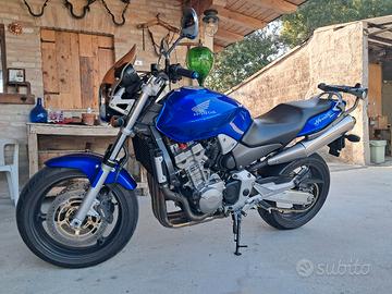 Honda Hornet 900