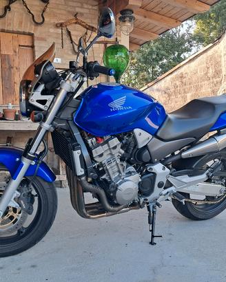 Honda Hornet 900