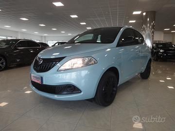 LANCIA YPSILON 1.0 FIREFLY 70cv/51kw HYBRID Elegan