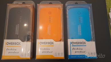 Power bank 10000 mA x smartphone col torcia led