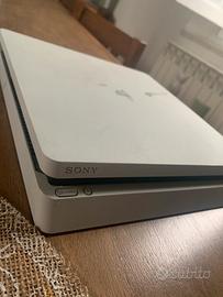 Ps4 slim white 500 GB