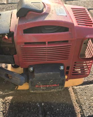 Decespugliatore Kawasaki TJ 45