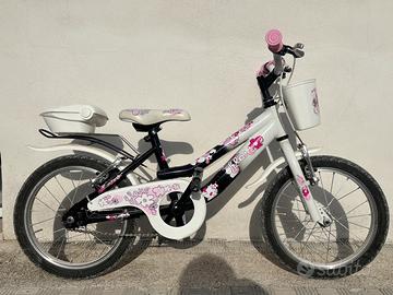 Bicicletta bambina con rotelle stabilizzatrici